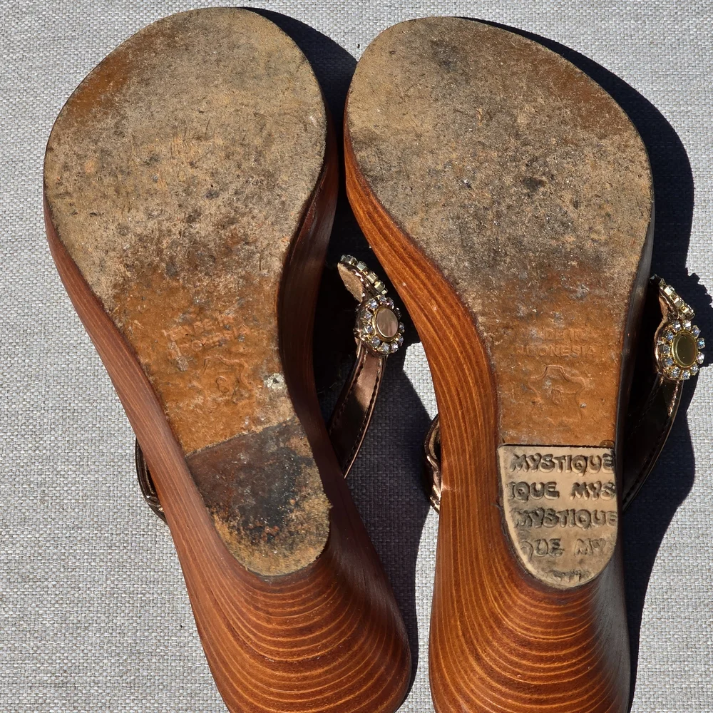 Mystique Boutique Brown Jeweled Wedge Sandals with Mother-of-Pearl Accents